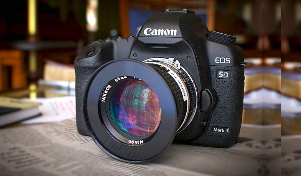 Đánh Giá Canon 5D Mark II