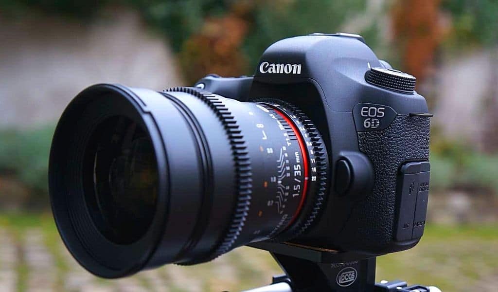 Đánh giá Canon 6D