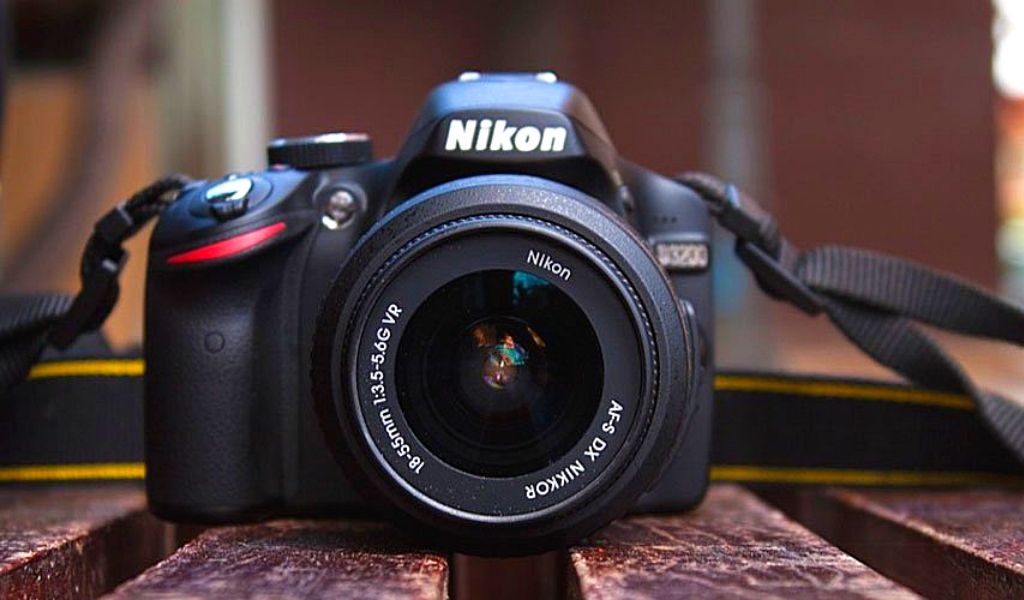 Đánh giá Nikon D3200