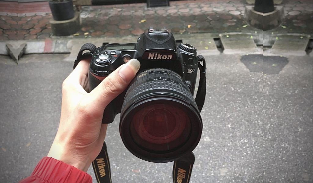 Đánh giá Nikon D90